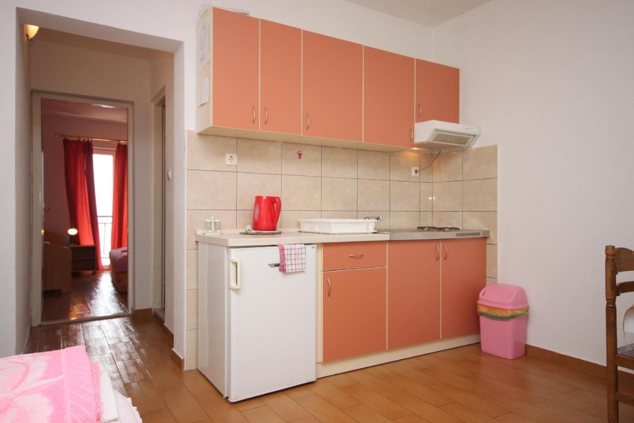 Apartments With A Parking Space Zivogosce - Porat, Makarska - 6700 Igrane Exterior foto
